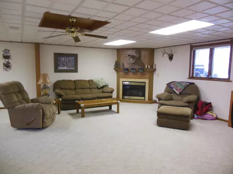 1721 23rd St W, Williston, ND 58801 photo 21