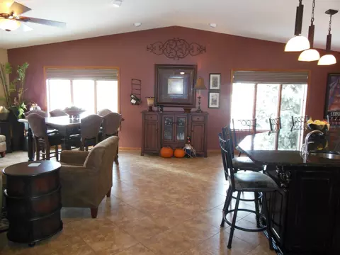 2302 15th Ave W, Williston, ND 58801 photo 18