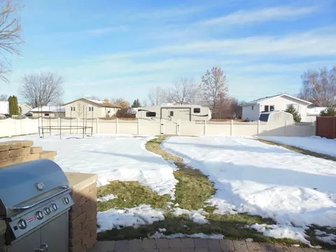 2302 15th Ave W, Williston, ND 58801 photo 35
