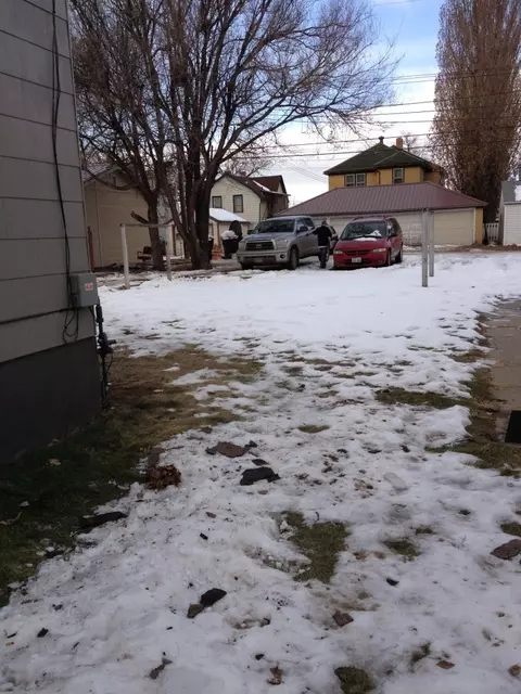 517 2nd Ave E, Williston, ND 58801 photo 3