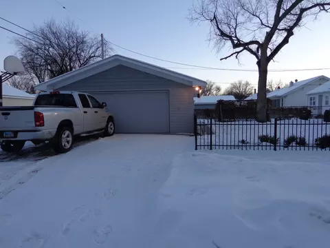 720 2nd Ave E, Williston, ND 58801 photo 41