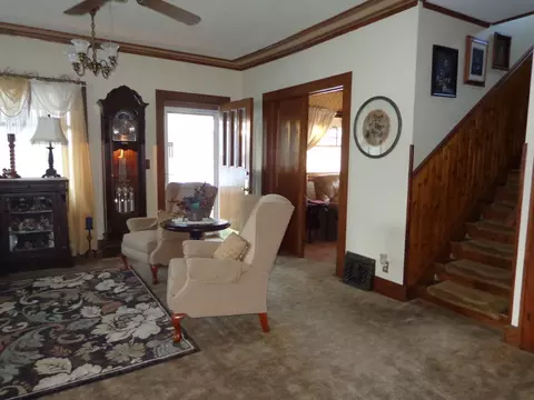 720 2nd Ave E, Williston, ND 58801 photo 3