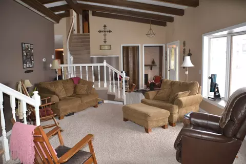 2213 1st Ave E, Williston, ND 58801 photo 8