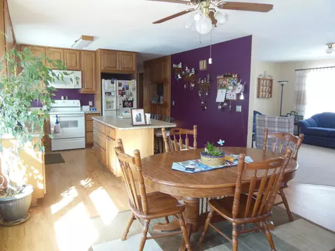 1607 4th Ave W, Williston, ND 58801 photo 14