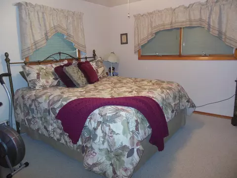 1607 4th Ave W, Williston, ND 58801 photo 6