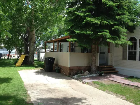 906 6th Ave NW, Williston, ND 58801 photo 18