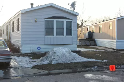 2721 11th Ave W, Williston, ND 58801 photo 1