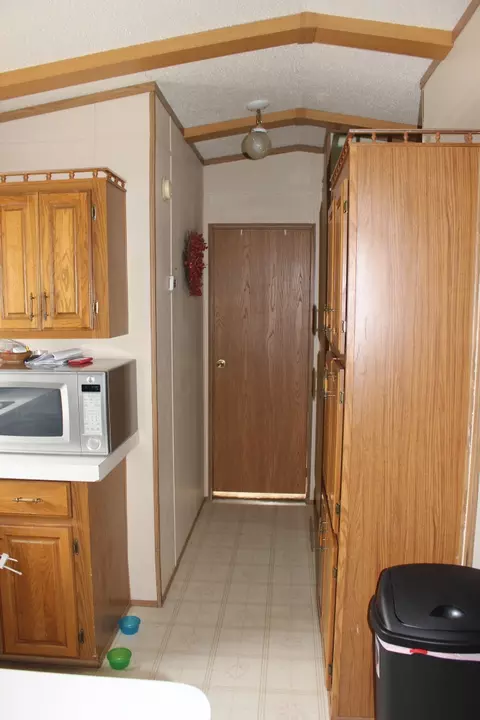 2721 11th Ave W, Williston, ND 58801 photo 13