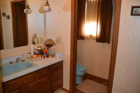 2409 14th Ave W, Williston, ND 58801 photo 10