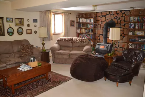 2409 14th Ave W, Williston, ND 58801 photo 6