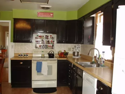 424 Washington Ave, Williston, ND 58801 photo 5