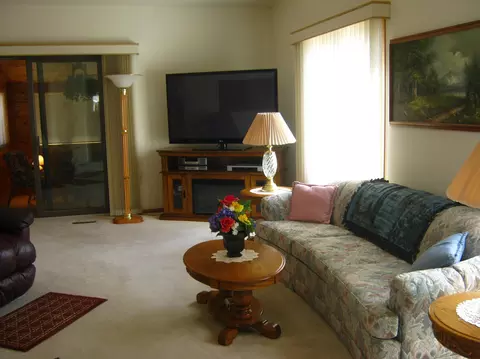 1802 16th Ave W, Williston, ND 58801 photo 3