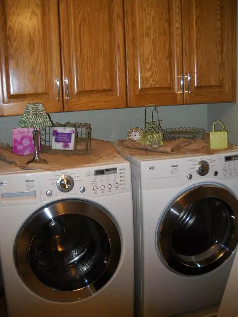 2413 7th Ave E, Williston, ND 58801 photo 18