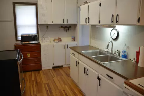 420 W Broadway, Williston, ND 58801 photo 4