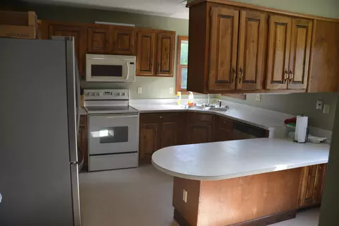2008 3rd Ave E, Williston, ND 58801 photo 6