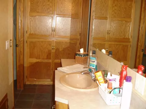 1617 E Hillcourt, Williston, ND 58801 photo 24