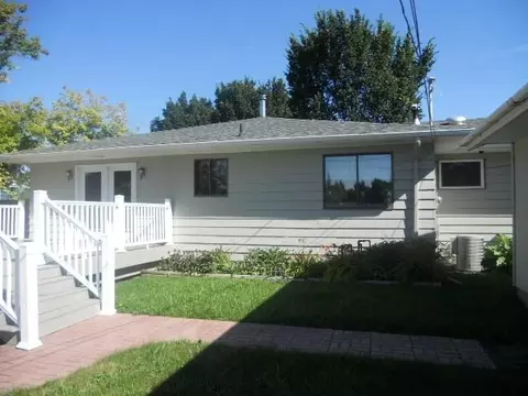 218 14th St E, Williston, ND 58801 photo 17
