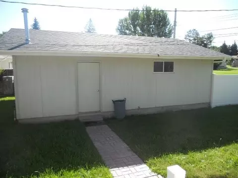 218 14th St E, Williston, ND 58801 photo 20