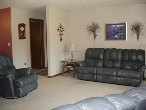 804 11th St W, Williston, ND 58801 photo 11