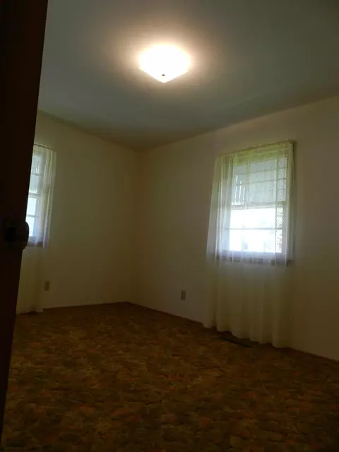 1212 4th St W, Williston, ND 58801 photo 13