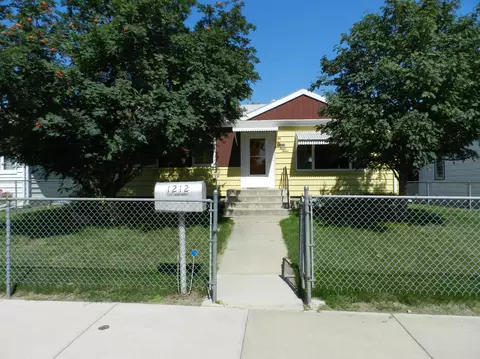 1212 4th St W, Williston, ND 58801 photo 1