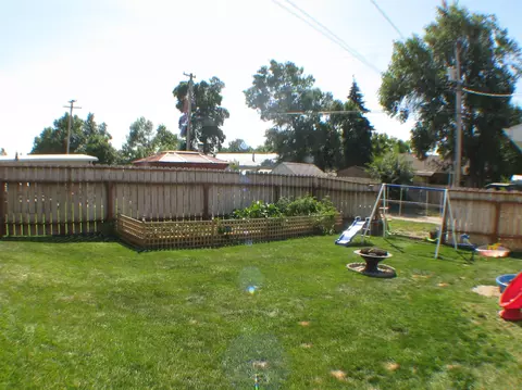 607 13th Ave W, Williston, ND 58801 photo 9