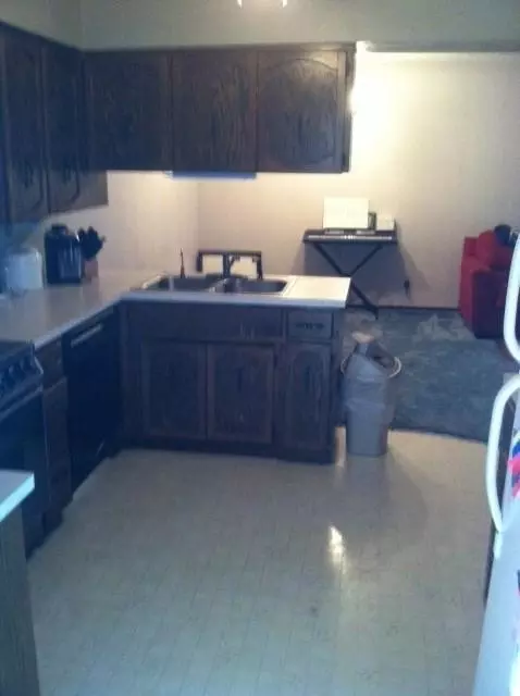 2307 Main Ct N, Williston, ND 58801 photo 3
