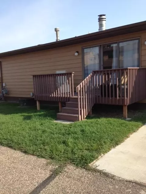 2307 Main Ct N, Williston, ND 58801 photo 8