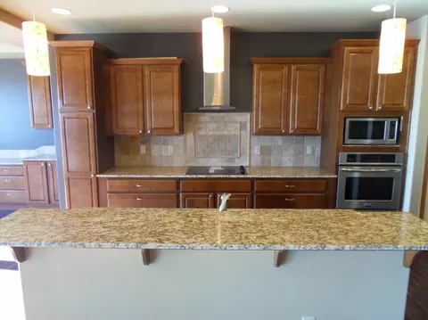 14072 Southview Dr, Williston, ND 58801 photo 9
