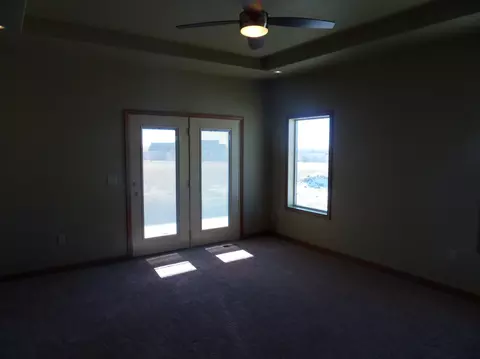 14072 Southview Dr, Williston, ND 58801 photo 19