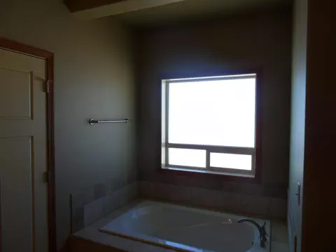 14072 Southview Dr, Williston, ND 58801 photo 22