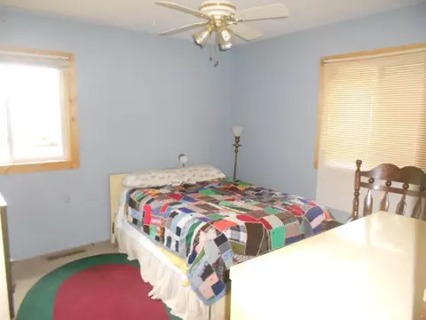 612 14th Ave W, Williston, ND 58801 photo 6