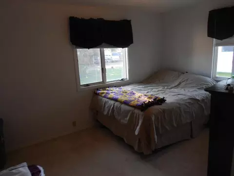 1228 7th Ave W, Williston, ND 58801 photo 9
