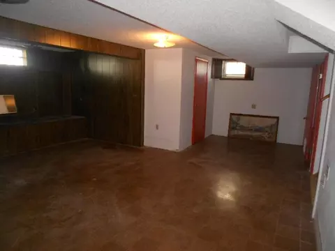 1228 7th Ave W, Williston, ND 58801 photo 13
