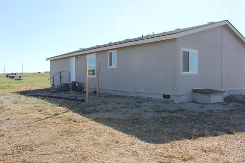 5722 Liberty Ln, Williston, ND 58801 photo 7