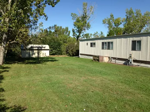 3903 3rd Ave E, Williston, ND 58801 photo 5