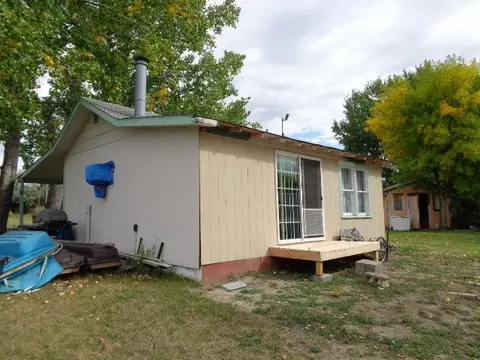 221 Blacktail Dr NW, Williston, ND 58801 photo 9