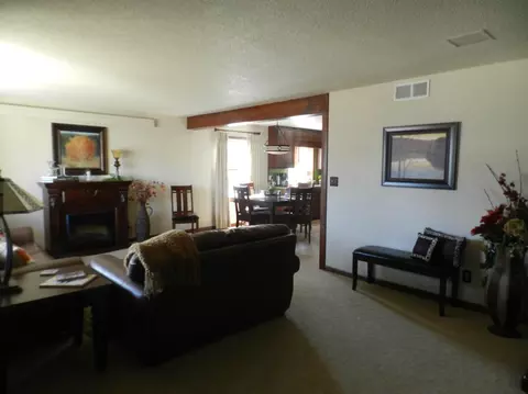 1229 Main St, Williston, ND 58801 photo 9