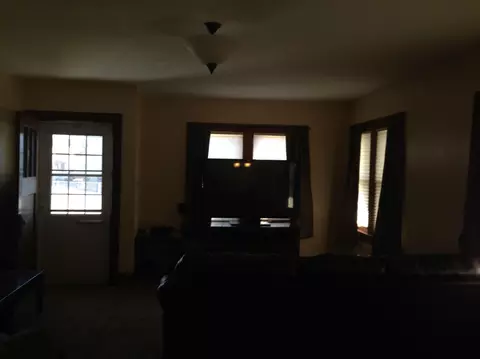611 2nd Ave W, Williston, ND 58801 photo 4