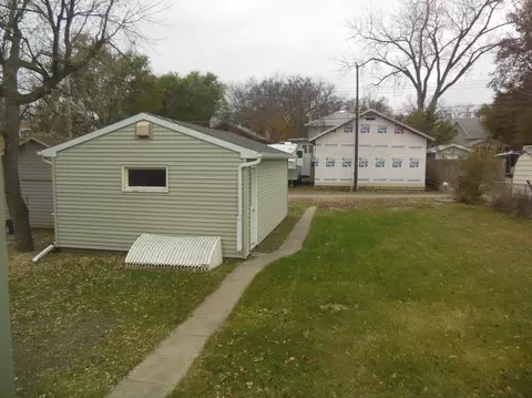 615 3rd Ave E, Williston, ND 58801 photo 5