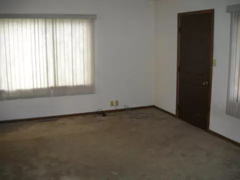 820 14th Ave W, Williston, ND 58801 photo 7