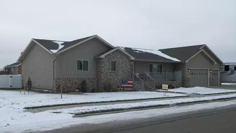 1706 Sand Crk, Williston, ND 58801 photo 31