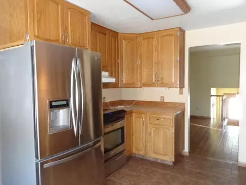 3304 13th Ave E, Williston, ND 58801 photo 7
