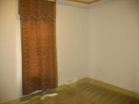 1904 35th St W, Williston, ND 58801 photo 5