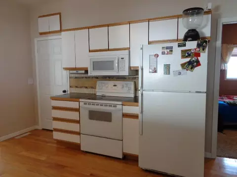 5627 Carolville Loop, Williston, ND 58801 photo 2