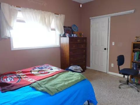 5627 Carolville Loop, Williston, ND 58801 photo 9