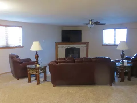 2117 20th Ave W, Williston, ND 58801 photo 13