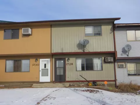 1728 30th St W, Williston, ND 58801 photo 1