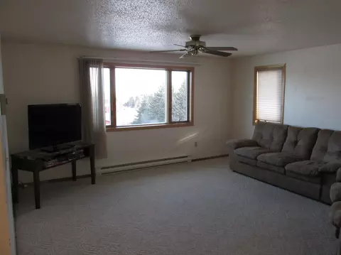 774 High St NW, Killdeer, ND 58640 photo 4