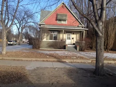 522 1st Ave E, Williston, ND 58801 photo 1